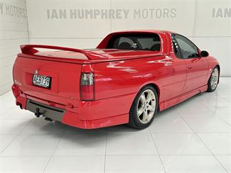 2001 Holden HSV - Thumbnail