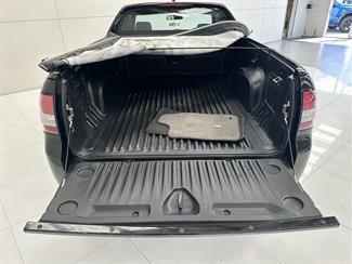 2010 Holden HSV - Thumbnail