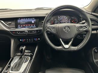 2018 Holden Commodore - Thumbnail