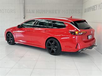 2018 Holden Commodore - Thumbnail