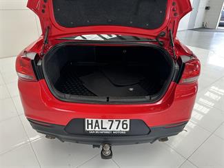 2013 Holden Commodore - Thumbnail