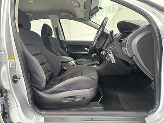 2004 Ford Falcon - Thumbnail