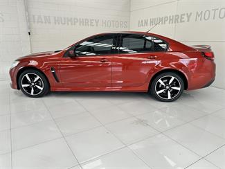 2016 Holden Commodore - Thumbnail