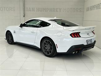 2024 Ford Mustang - Thumbnail
