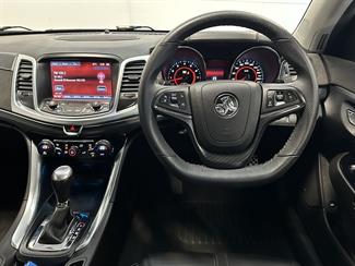 2017 Holden Commodore - Thumbnail