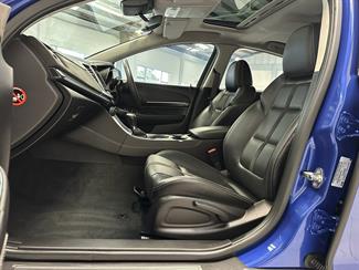 2017 Holden Commodore - Thumbnail