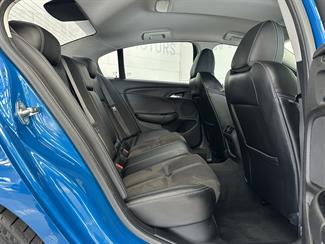 2014 Holden Commodore - Thumbnail