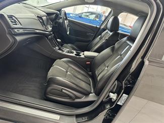 2017 Holden Commodore - Thumbnail