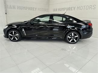 2017 Holden Commodore - Thumbnail