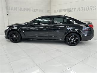 2016 Holden Commodore - Thumbnail