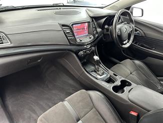 2015 Holden Commodore - Thumbnail