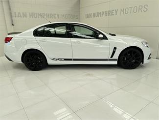 2015 Holden Commodore - Thumbnail