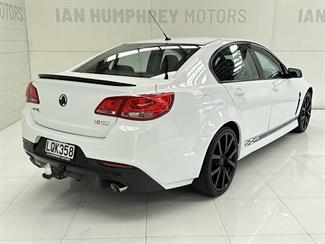 2015 Holden Commodore - Thumbnail