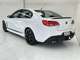 2015 Holden Commodore - Thumbnail