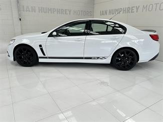 2015 Holden Commodore - Thumbnail