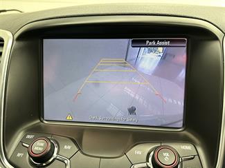 2016 Holden Commodore - Thumbnail