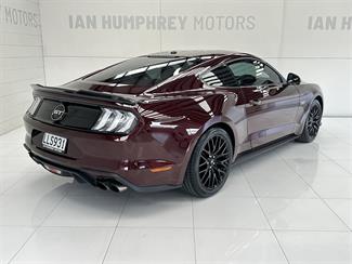 2018 Ford Mustang - Thumbnail