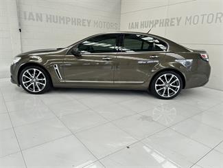 2015 Holden Commodore - Thumbnail