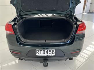 2013 Holden Commodore - Thumbnail