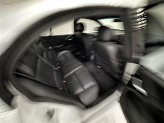 2006 Holden Commodore - Thumbnail