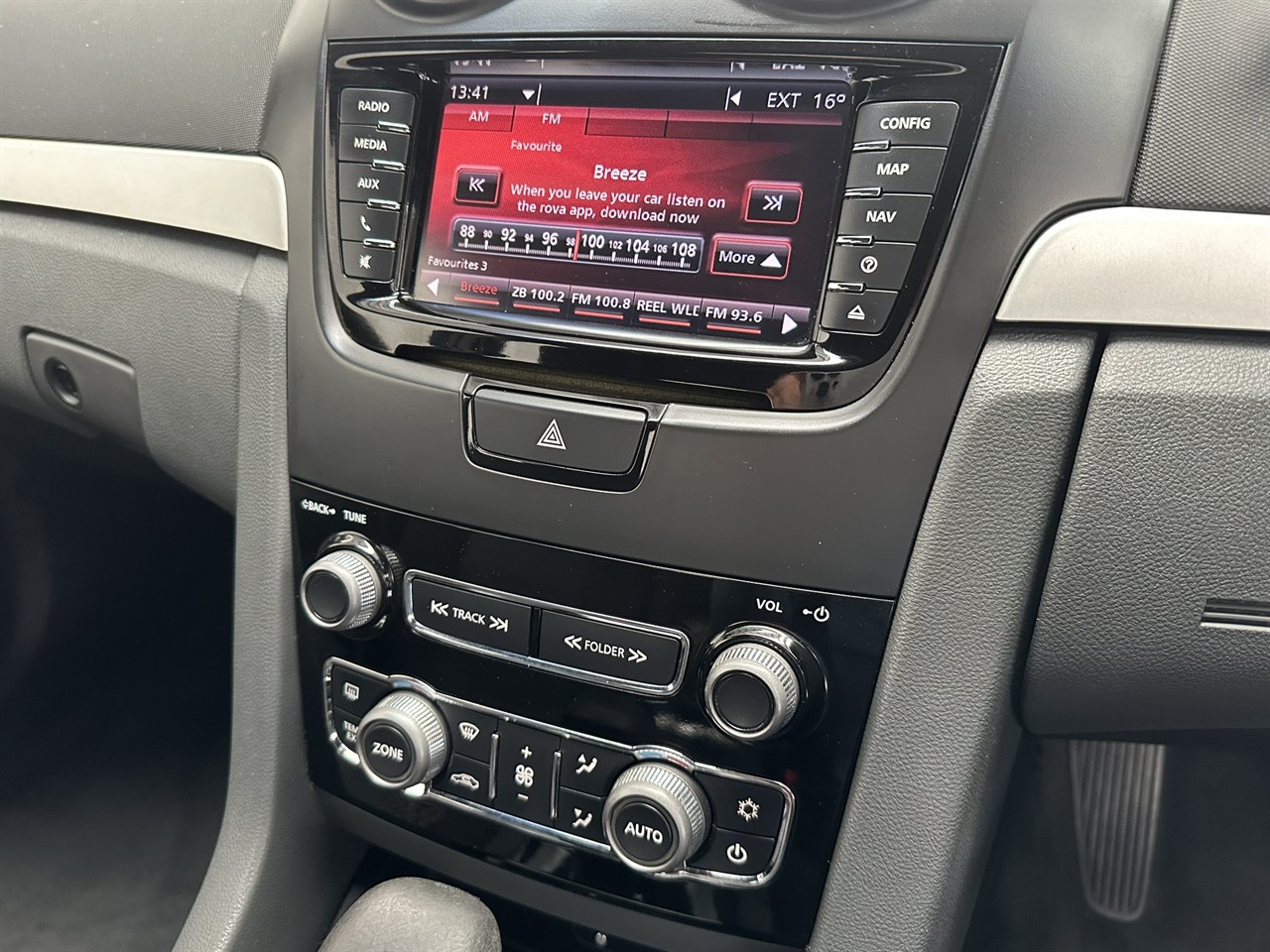 2010 Holden Commodore