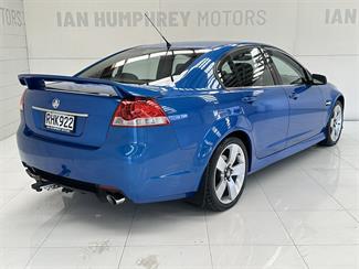 2010 Holden Commodore - Thumbnail