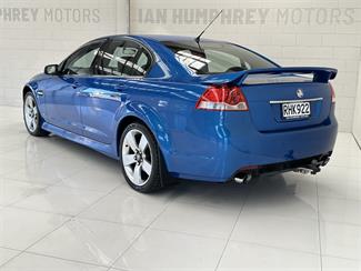 2010 Holden Commodore - Thumbnail