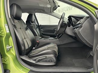 2016 Holden Commodore - Thumbnail
