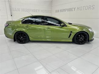 2016 Holden Commodore - Thumbnail