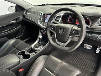 2017 Holden Commodore - Thumbnail