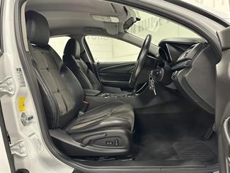 2013 Holden Commodore - Thumbnail