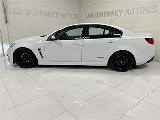 2013 Holden Commodore - Thumbnail