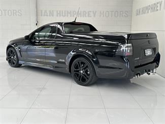 2015 Holden Commodore - Thumbnail