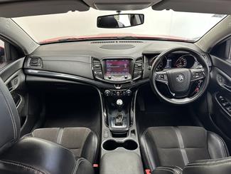 2015 Holden Commodore - Thumbnail