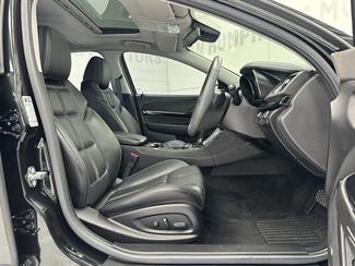 2017 Holden Commodore - Thumbnail