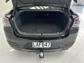 2017 Holden Commodore - Thumbnail