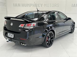 2017 Holden Commodore - Thumbnail