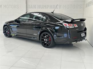 2017 Holden Commodore - Thumbnail