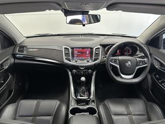 2017 Holden Commodore - Thumbnail