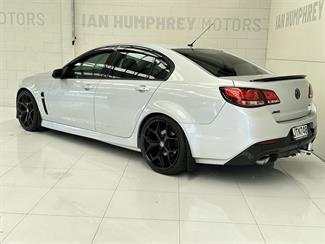 2016 Holden Commodore - Thumbnail