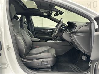 2020 Holden Commodore - Thumbnail