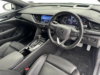 2020 Holden Commodore - Thumbnail