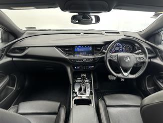 2020 Holden Commodore - Thumbnail