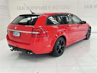 2017 Holden Commodore - Thumbnail