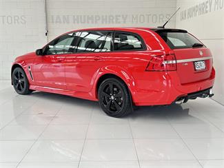 2017 Holden Commodore - Thumbnail