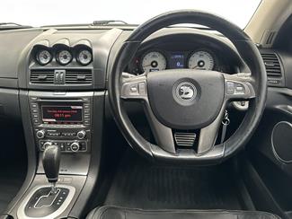 2009 Holden HSV - Thumbnail