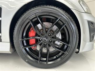 2009 Holden HSV - Thumbnail