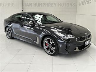 2018 Kia Stinger - Thumbnail