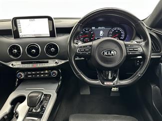 2018 Kia Stinger - Thumbnail