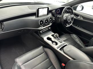 2018 Kia Stinger - Thumbnail